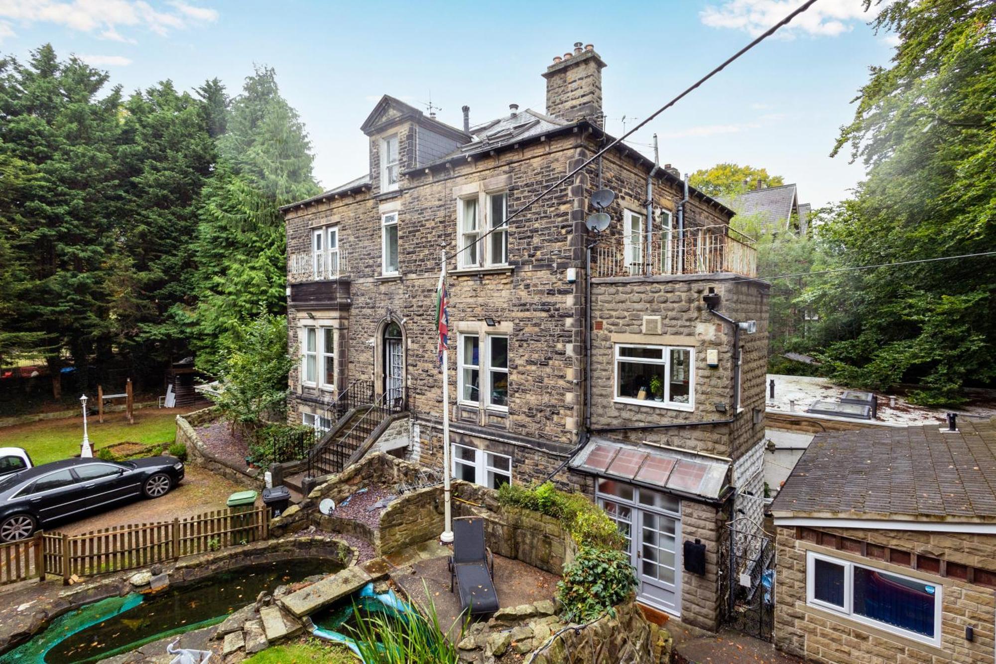 Spacious 3 Bedroom Ground Floor Apartment - 10 Mins From City Centre Leeds  Buitenkant foto